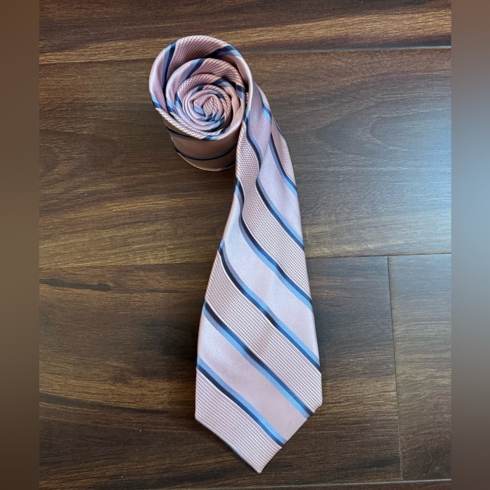 MICHAEL Michael Kors Silk Pink and Blue Tie